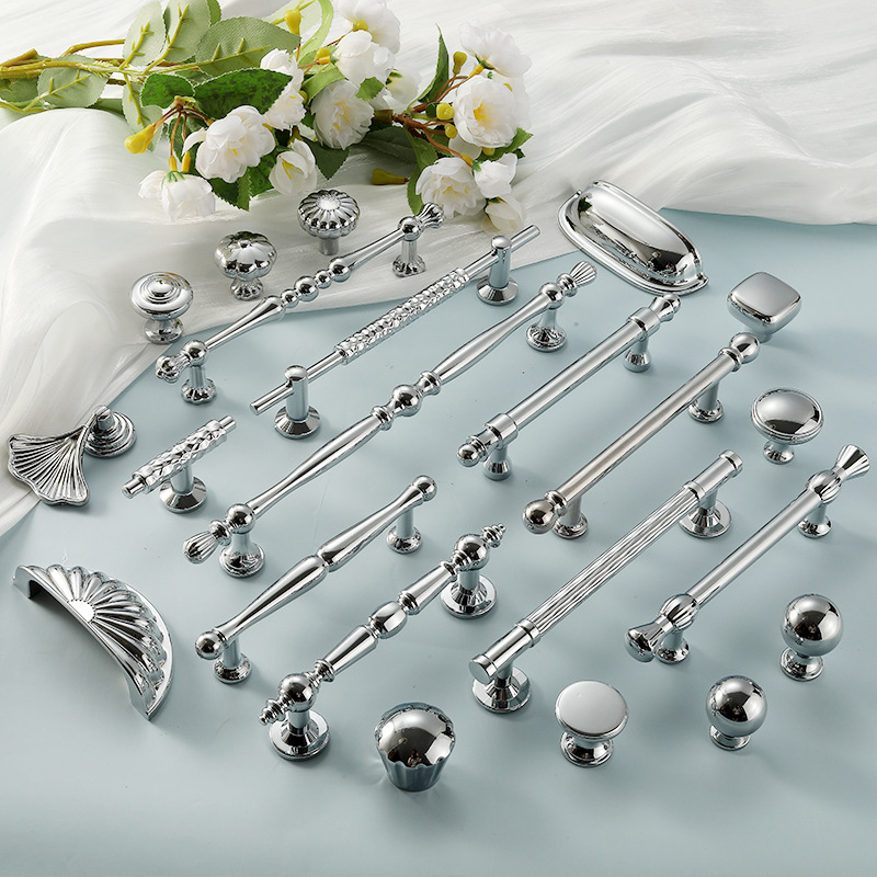 Furniture Hardware China - Bright Chrome Silver Wardrobe Door Handle
